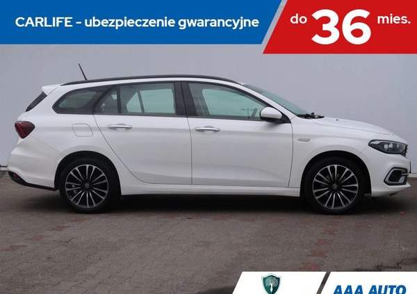 Fiat Tipo cena 57000 przebieg: 28504, rok produkcji 2021 z Gąbin małe 92